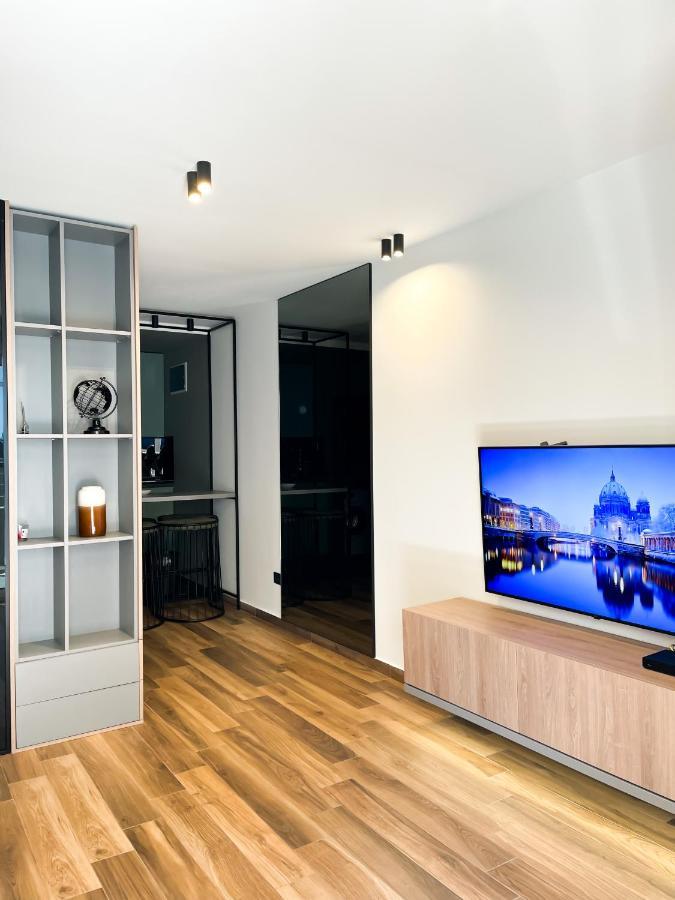 Anja & Ogo Apartments With Pool _ Петровац Экстерьер фото
