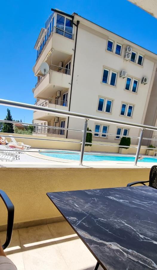 Anja & Ogo Apartments With Pool _ Петровац Экстерьер фото